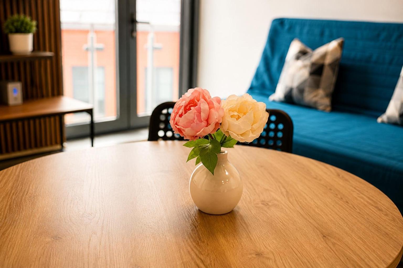 The Works-Fresh 2Bed In Centre, Opposite Arndale., Manchester